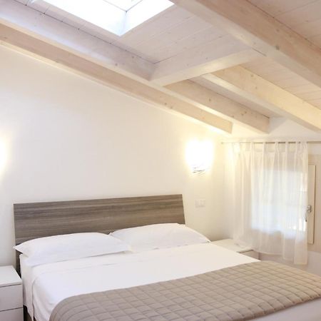Locazione Turistica Aquila 3 Apartment Verona Luaran gambar