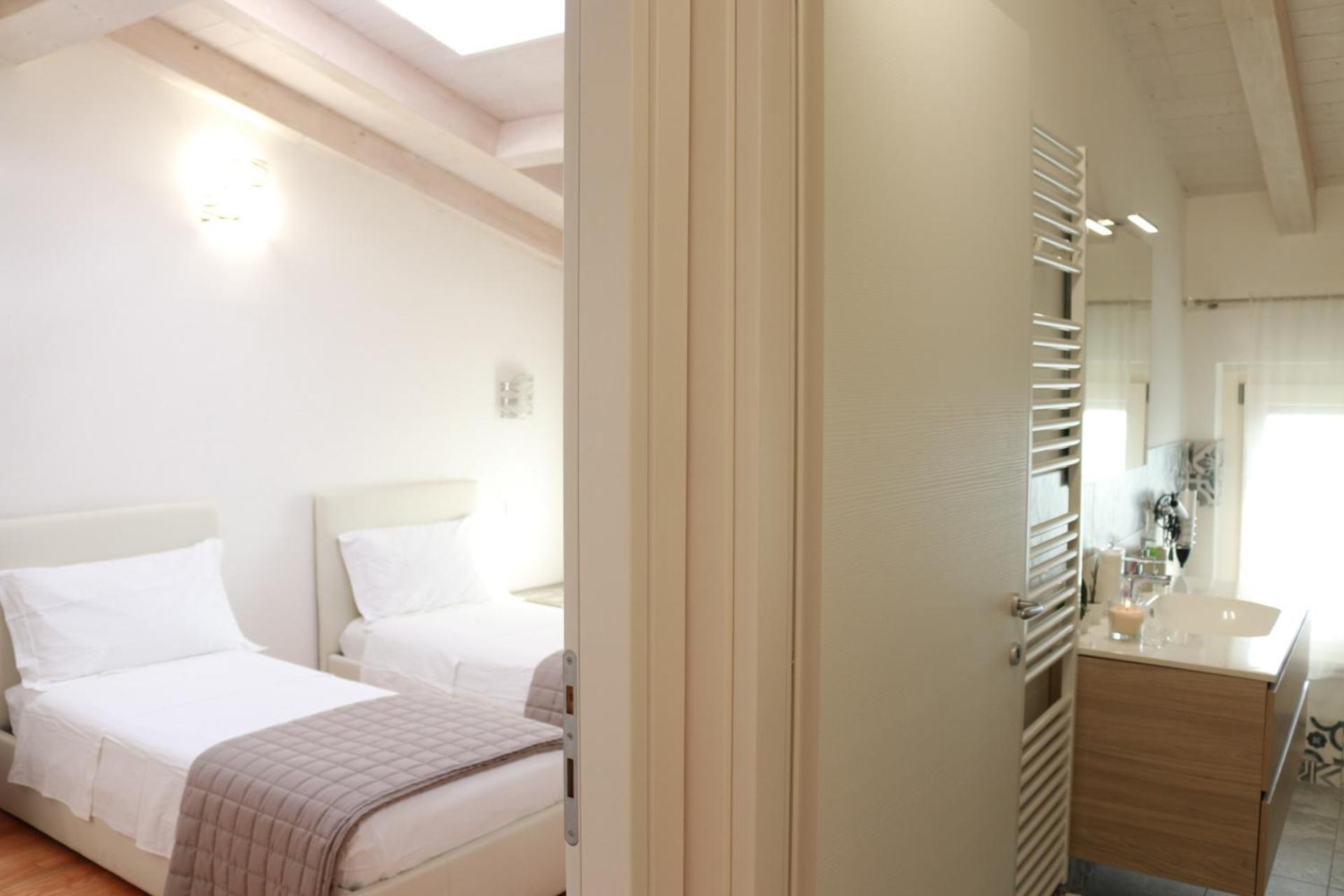 Locazione Turistica Aquila 3 Apartment Verona Luaran gambar