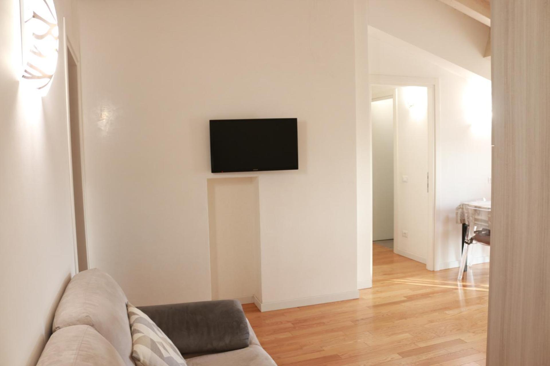 Locazione Turistica Aquila 3 Apartment Verona Luaran gambar